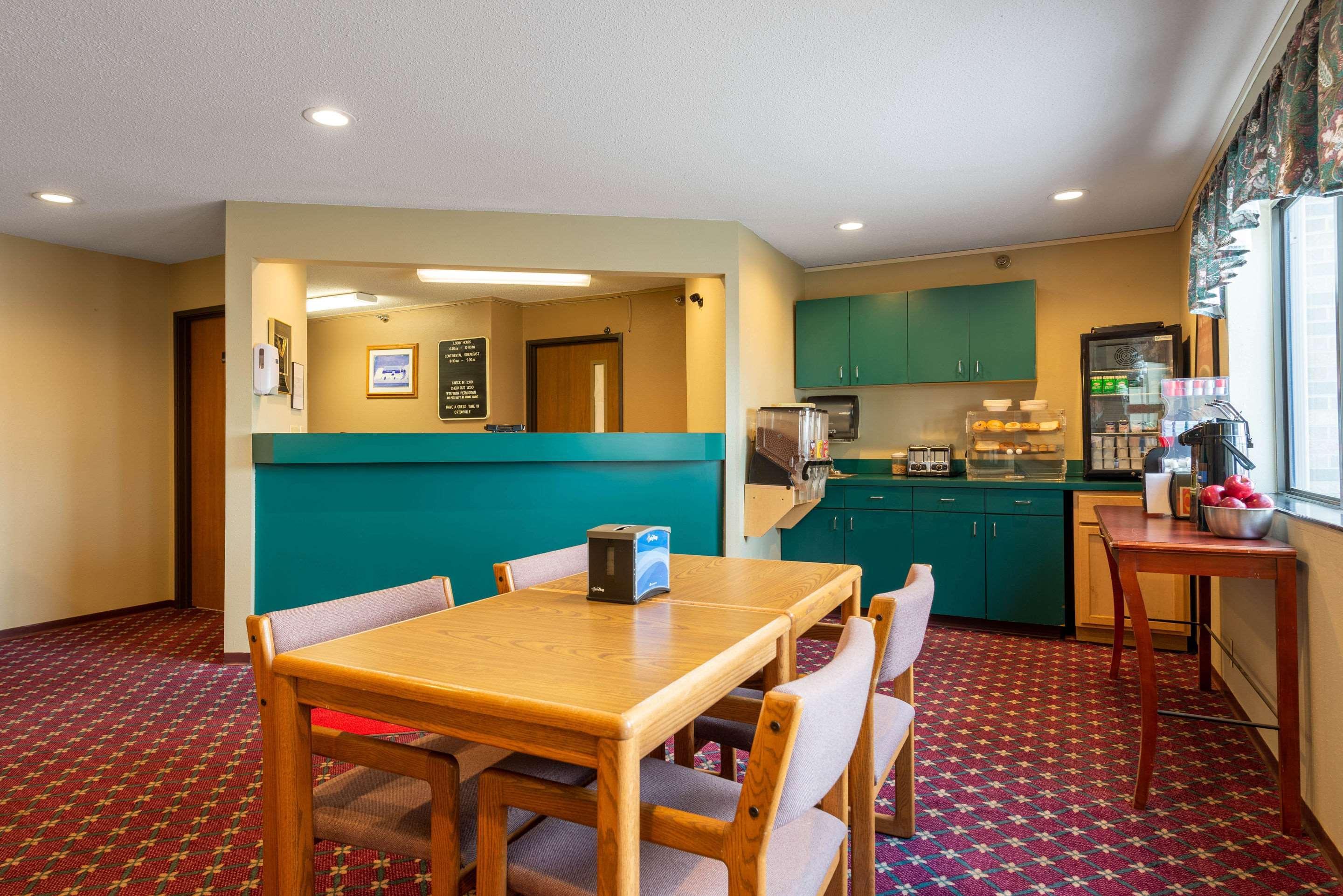 Econo Lodge Ortonville Εξωτερικό φωτογραφία