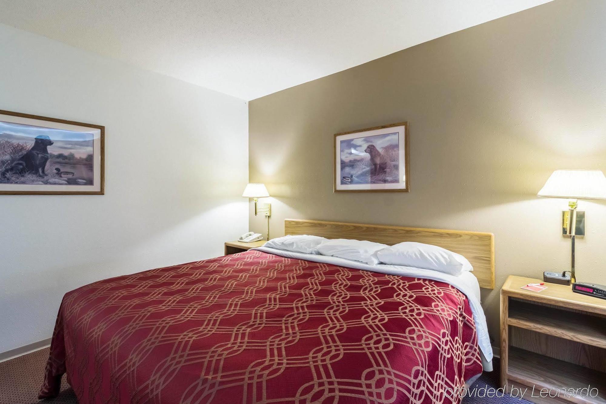 Econo Lodge Ortonville Εξωτερικό φωτογραφία