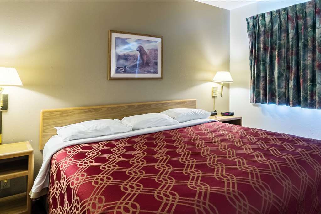 Econo Lodge Ortonville Δωμάτιο φωτογραφία