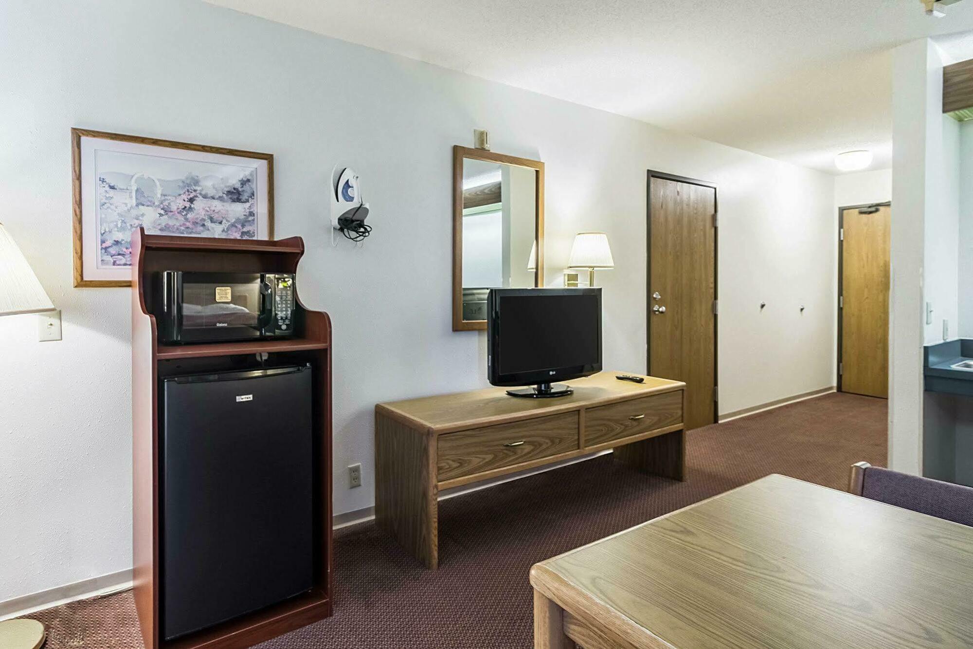 Econo Lodge Ortonville Εξωτερικό φωτογραφία