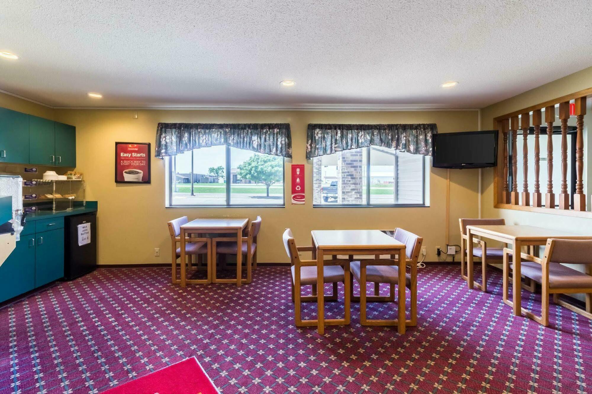 Econo Lodge Ortonville Εξωτερικό φωτογραφία