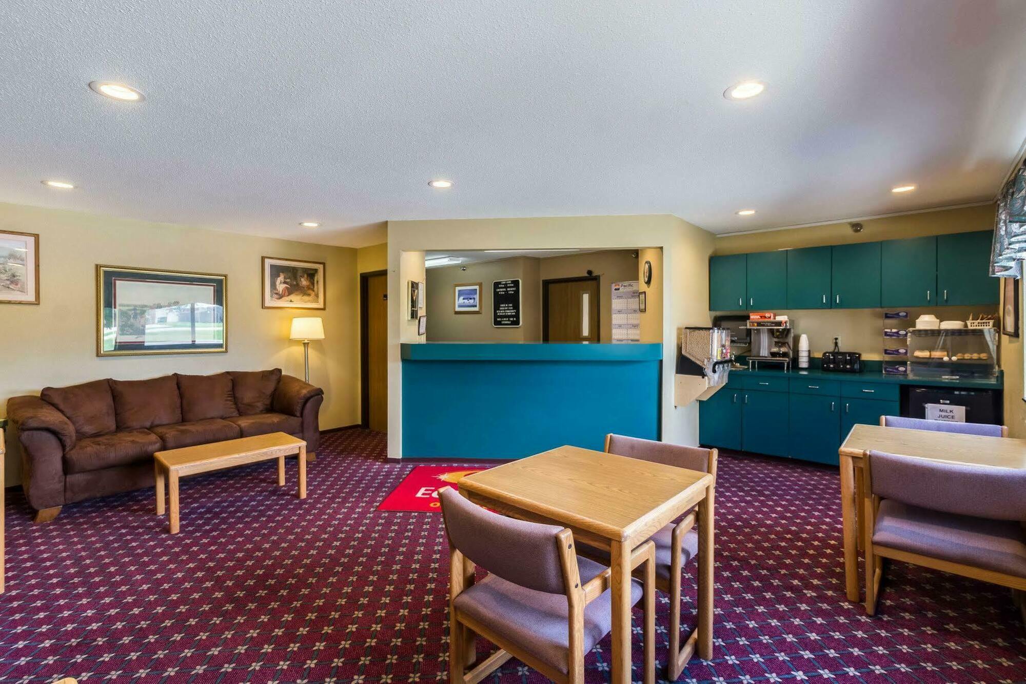 Econo Lodge Ortonville Εξωτερικό φωτογραφία